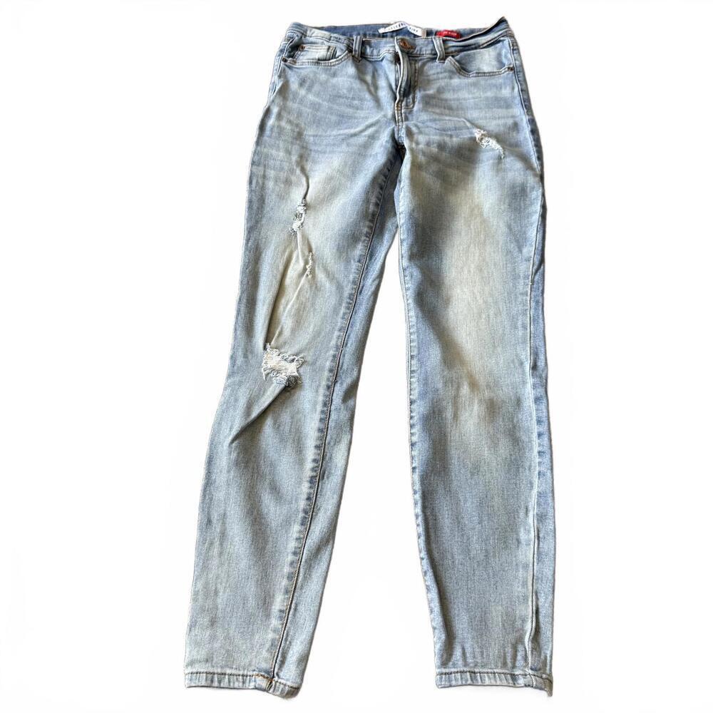 Celebrity Pink Rider Skinny Jeans 9/29 Light Wash Distressed Stretch